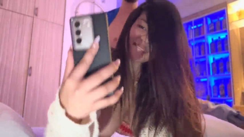 Asim Natural sa Kilikiling Makinis